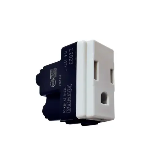 [07MODUS-004A] E2023 TOMA CORRIENTE 2P+T 15A